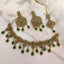 Zircon necklace set with teeka