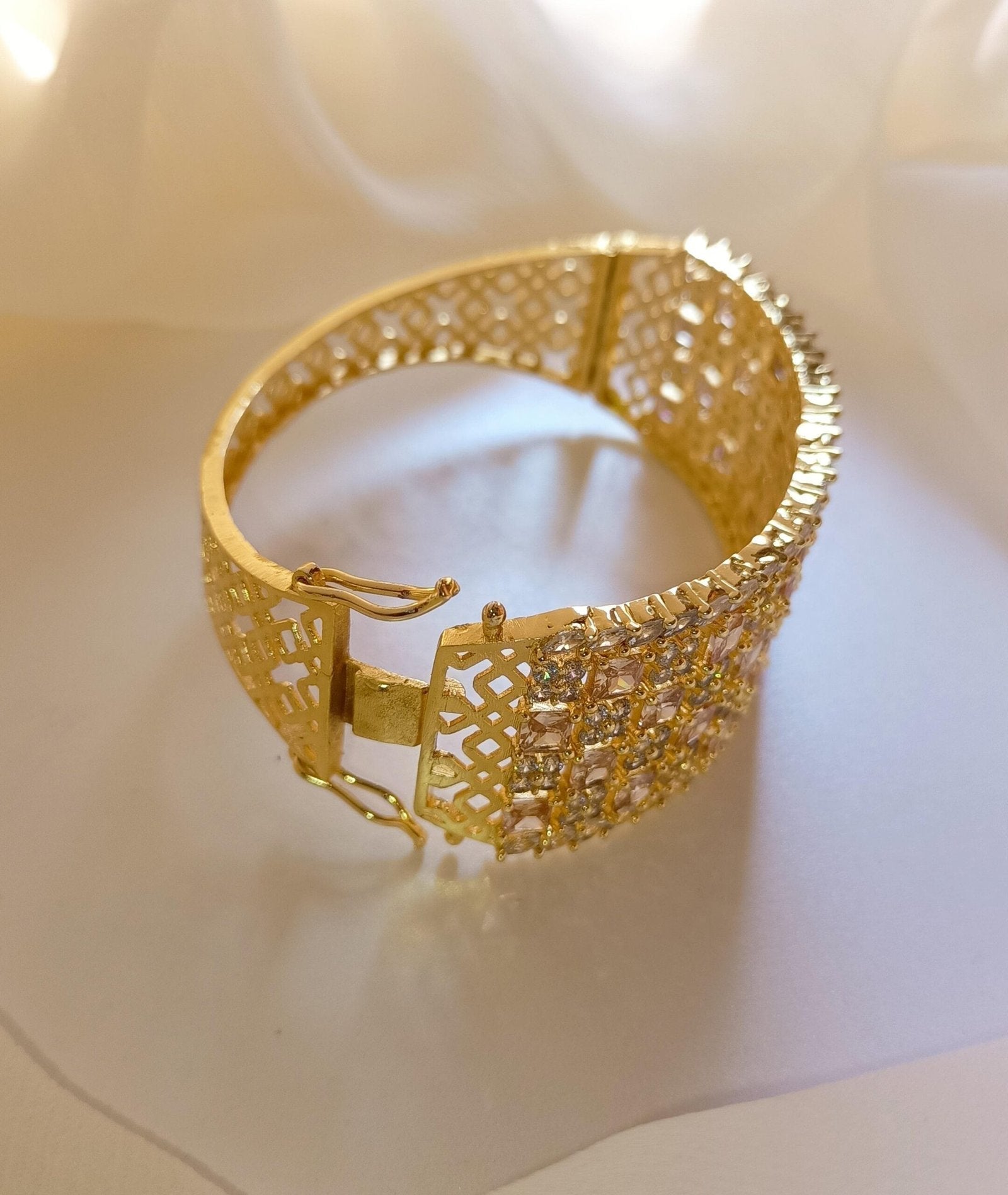 American diamond openable kara