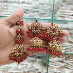 Zircon earrings with teeka