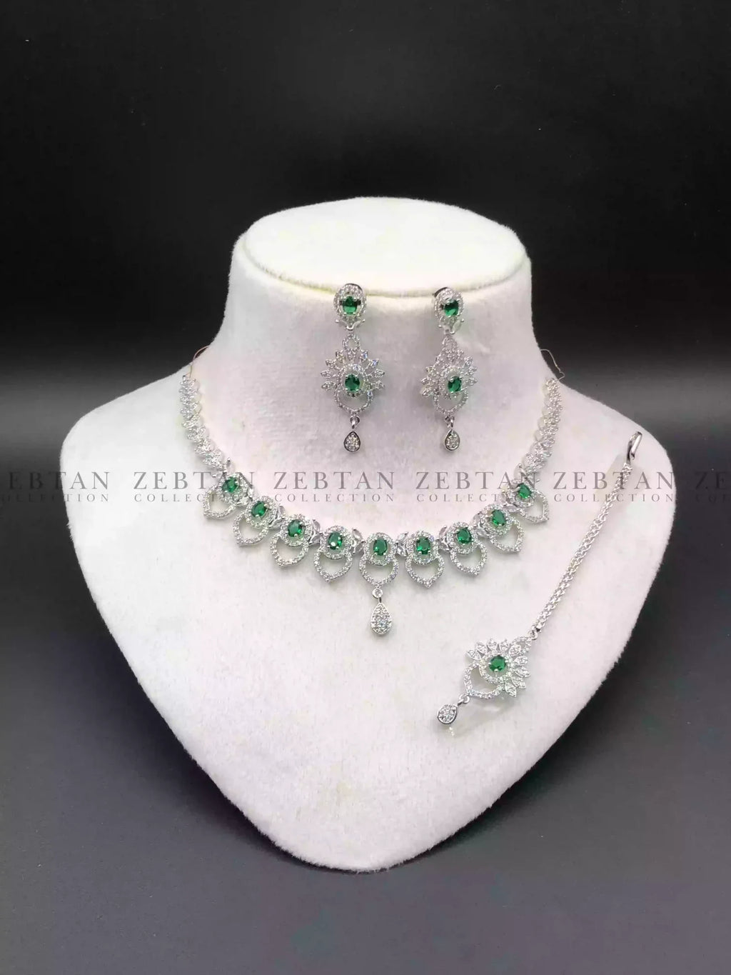 American diamond 1 carat set