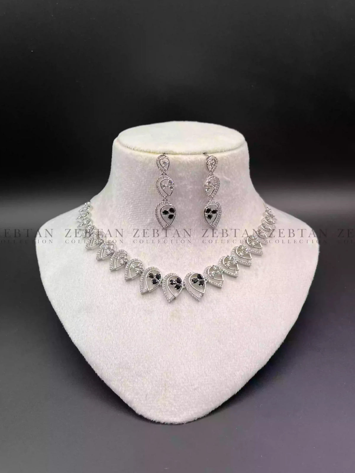 American diamond necklace set Main image