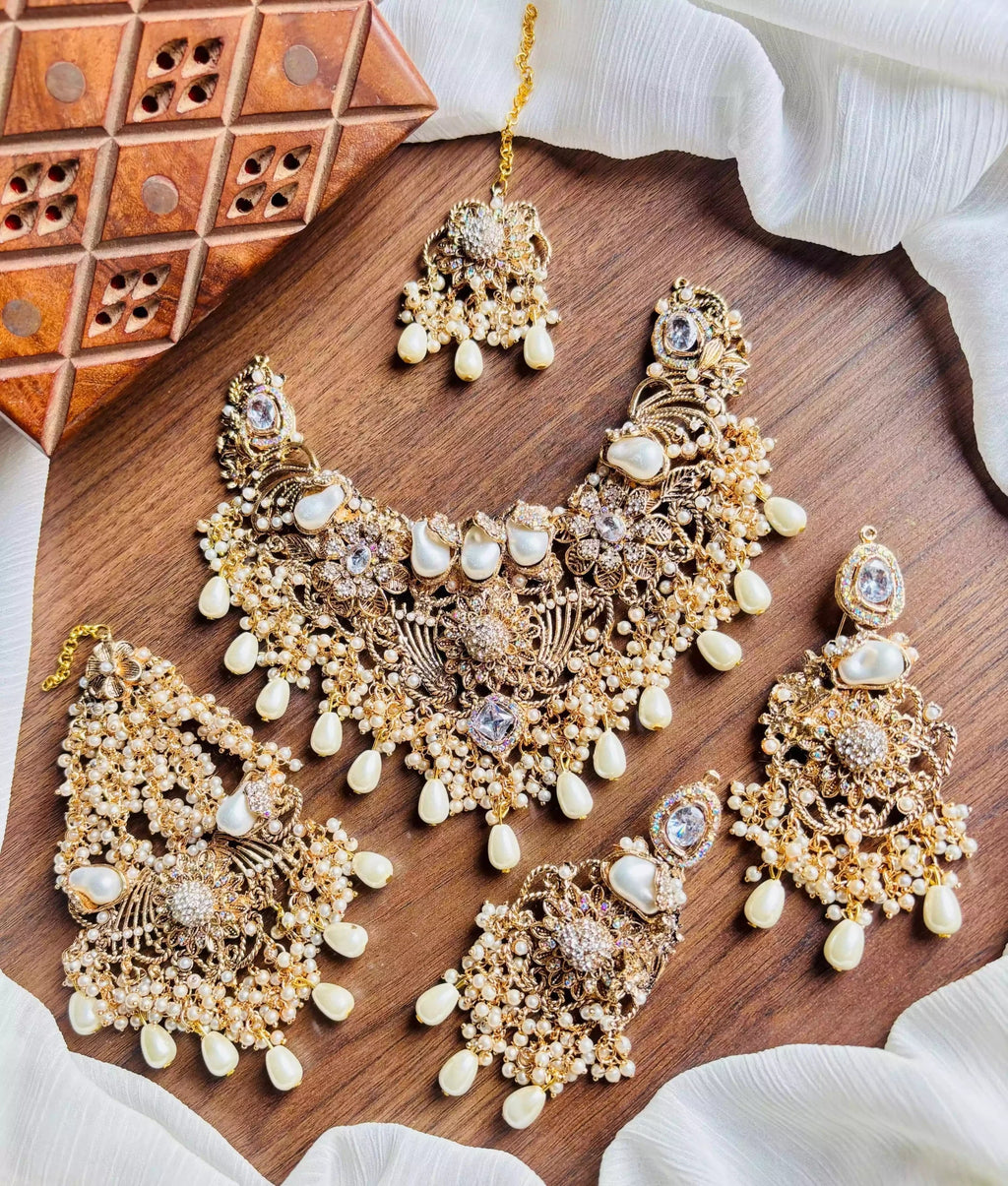 MOP bridal set