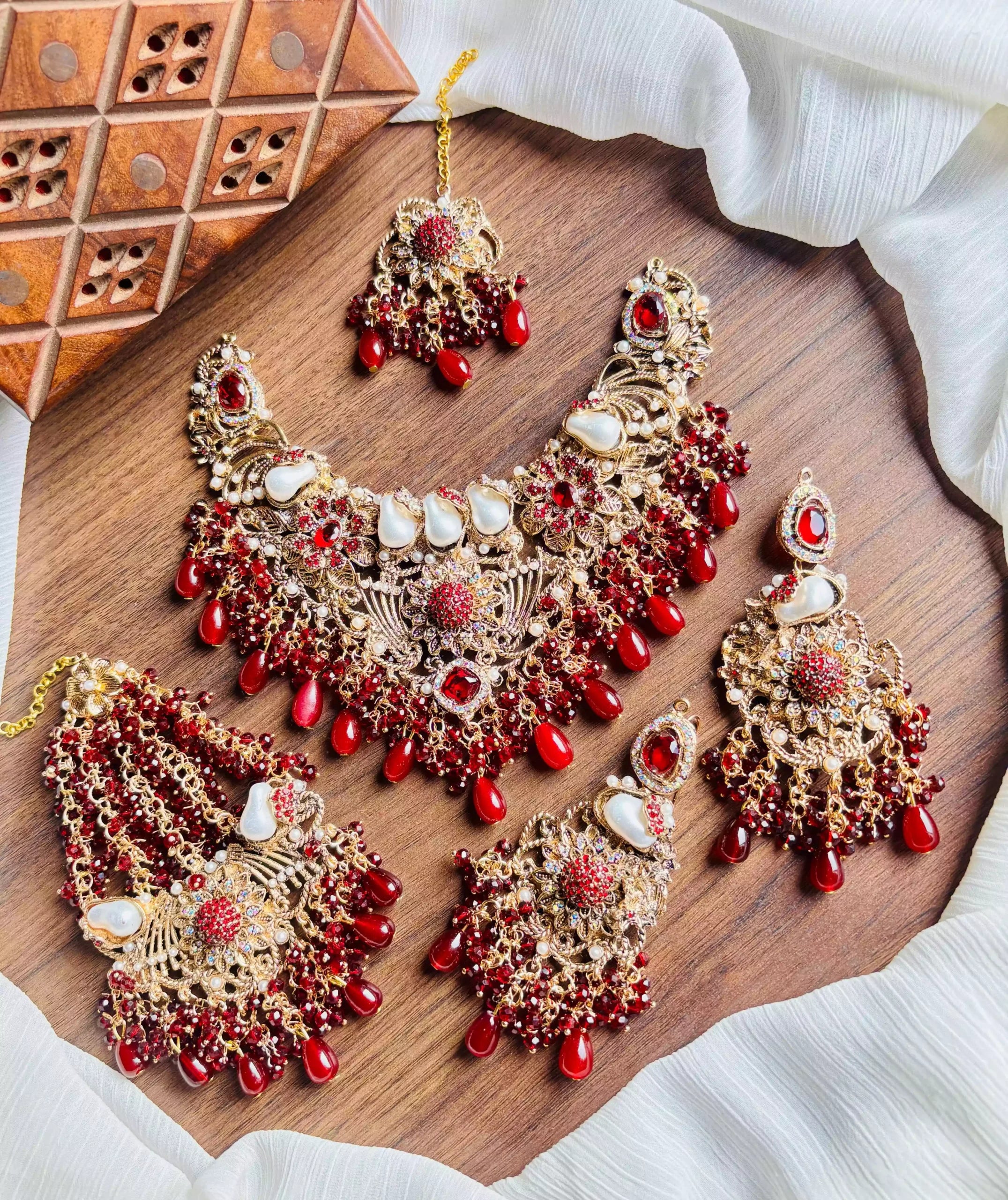 MOP bridal set