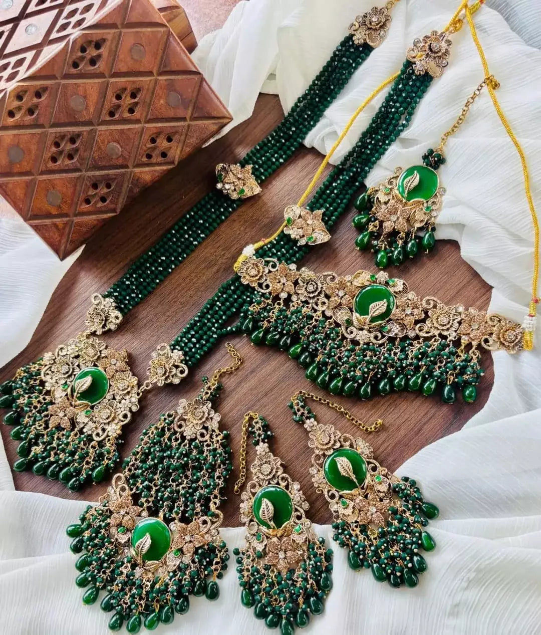 Handmade heavy bridal set