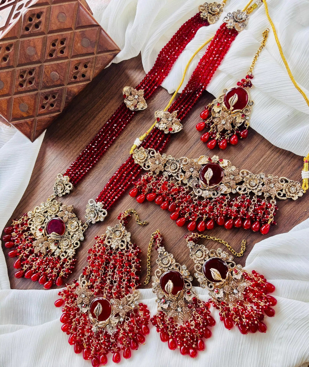 Handmade heavy bridal set