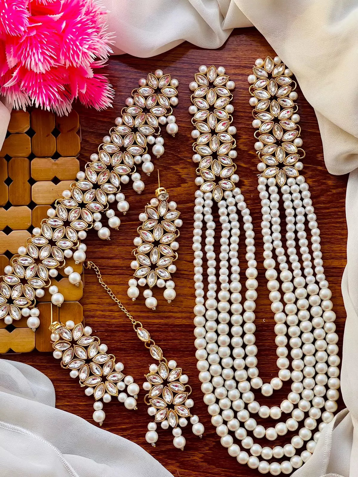 Heavy Bridal Kundan Maala Complete Set Secondary image