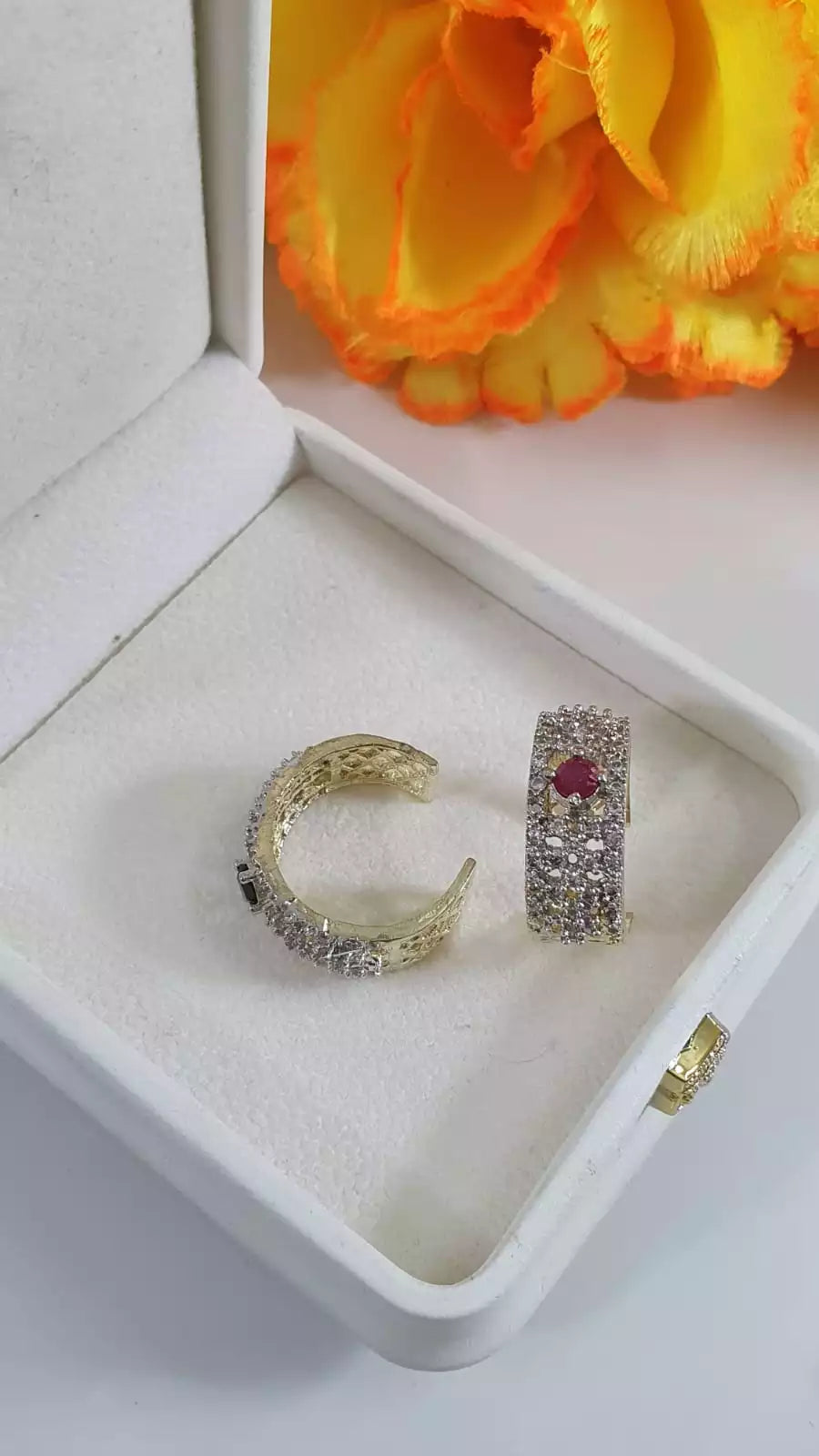 Zircon adjustable ring