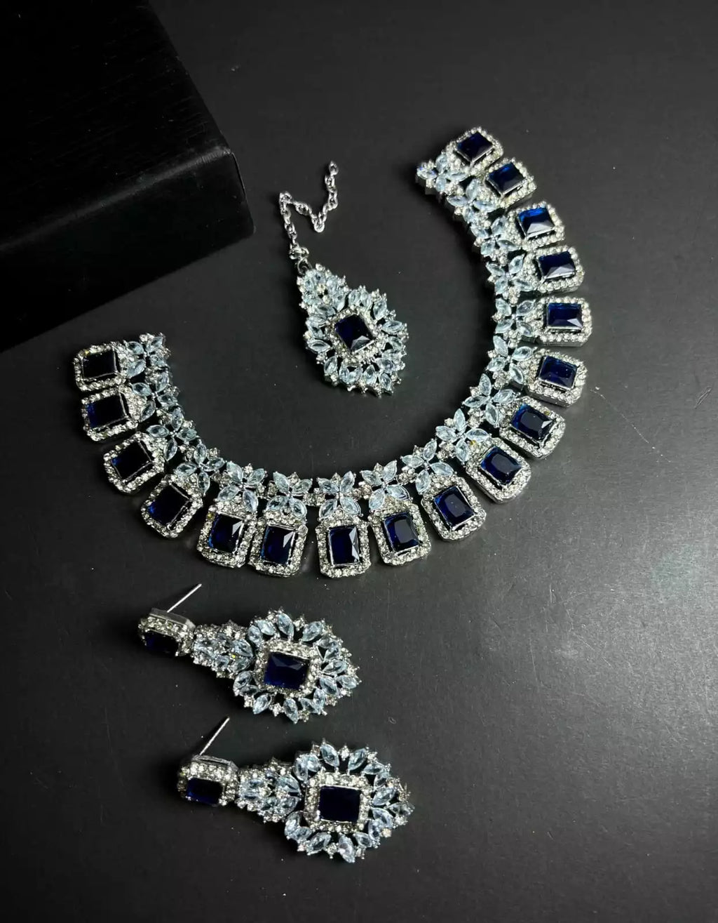 Pure zircon necklace set