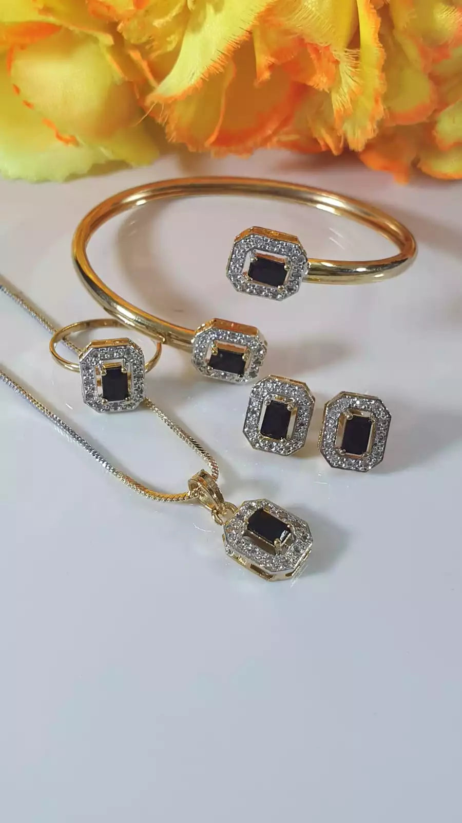 Zircon combo set Secondary image