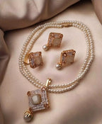 Egyptian pendant set with ring
