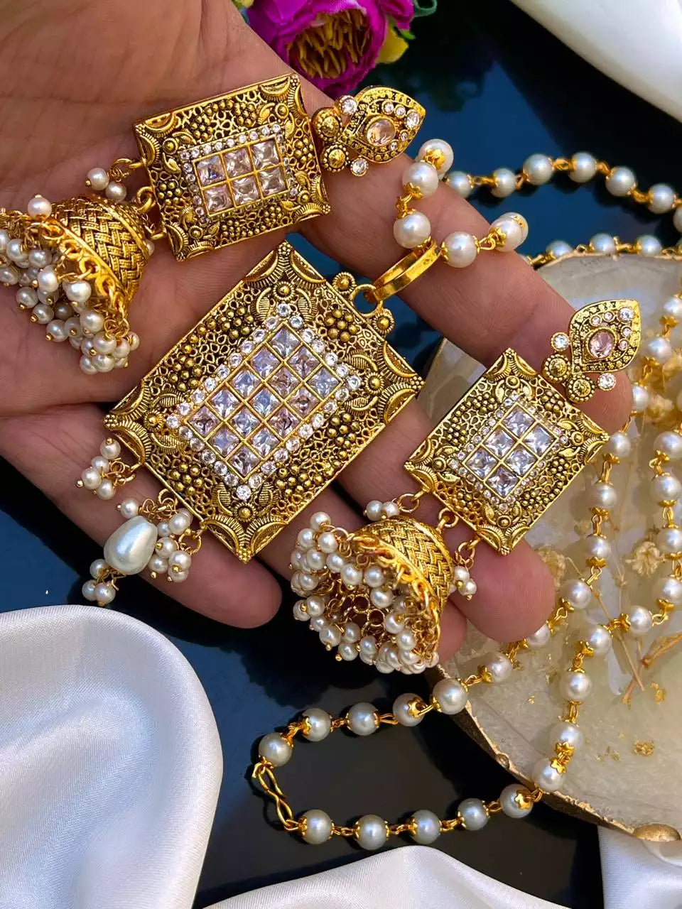 Egyptian pendant set