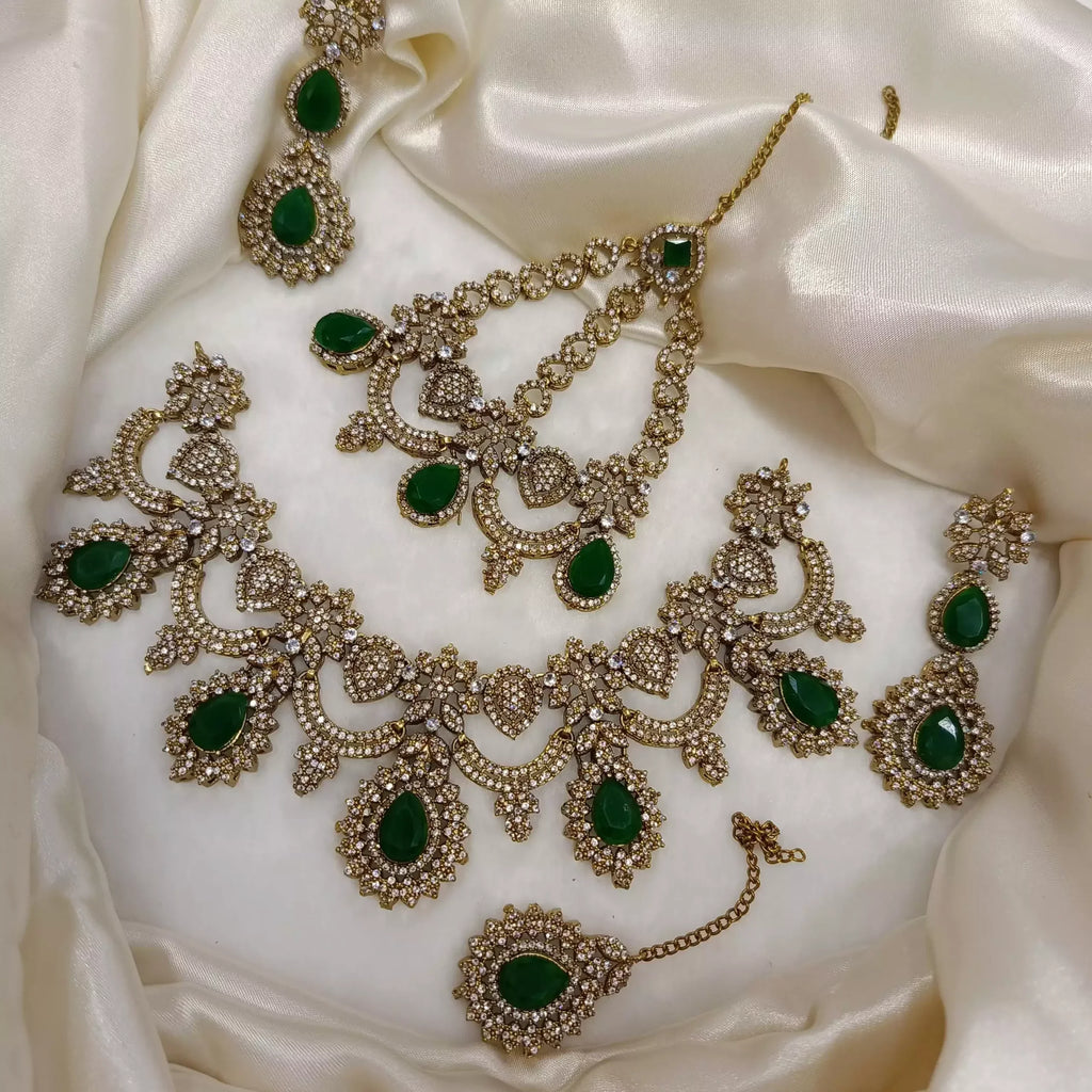 High quality bridal set with jhumar