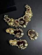 Designer choker set with teeka