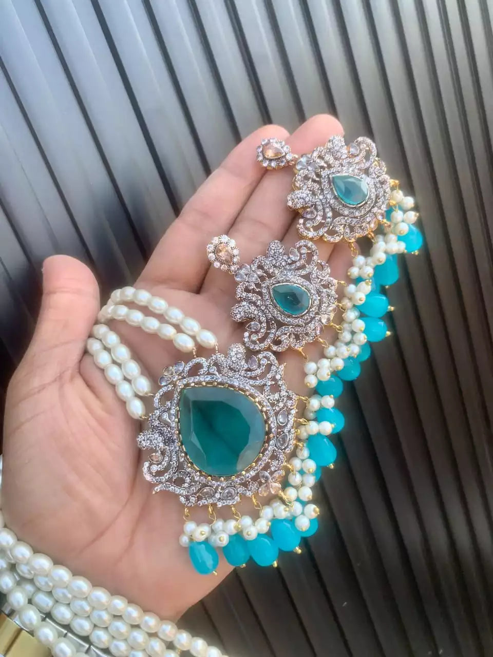 Doublet jarao maala set