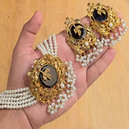 Doublet designer choker set