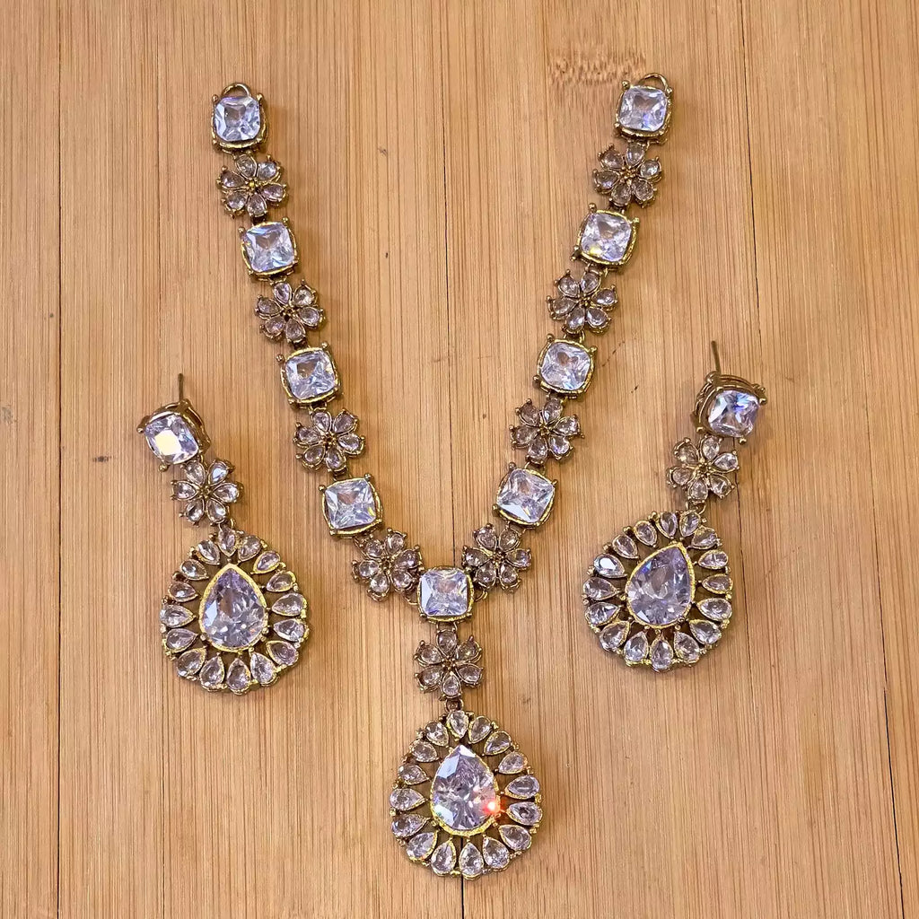 Zircon necklace set
