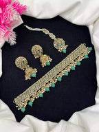 Elegant Choker Set with Teeka