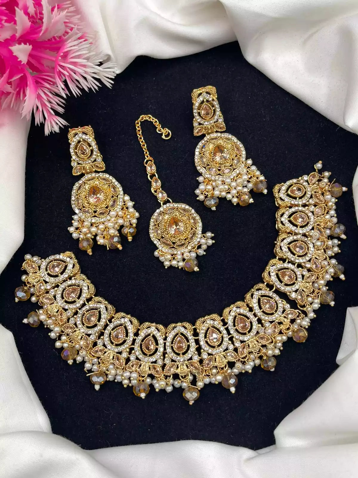 Zircon Necklace Set with Teeka