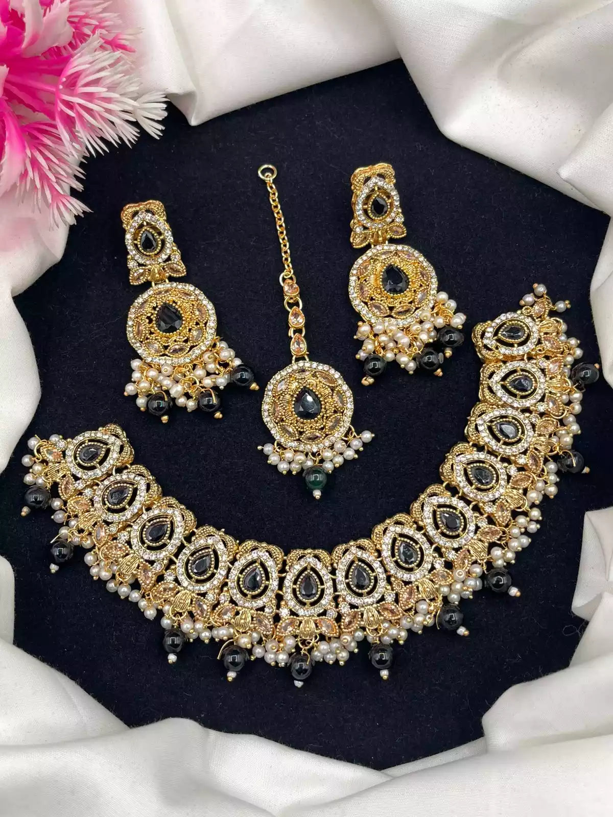 Zircon Necklace Set with Teeka