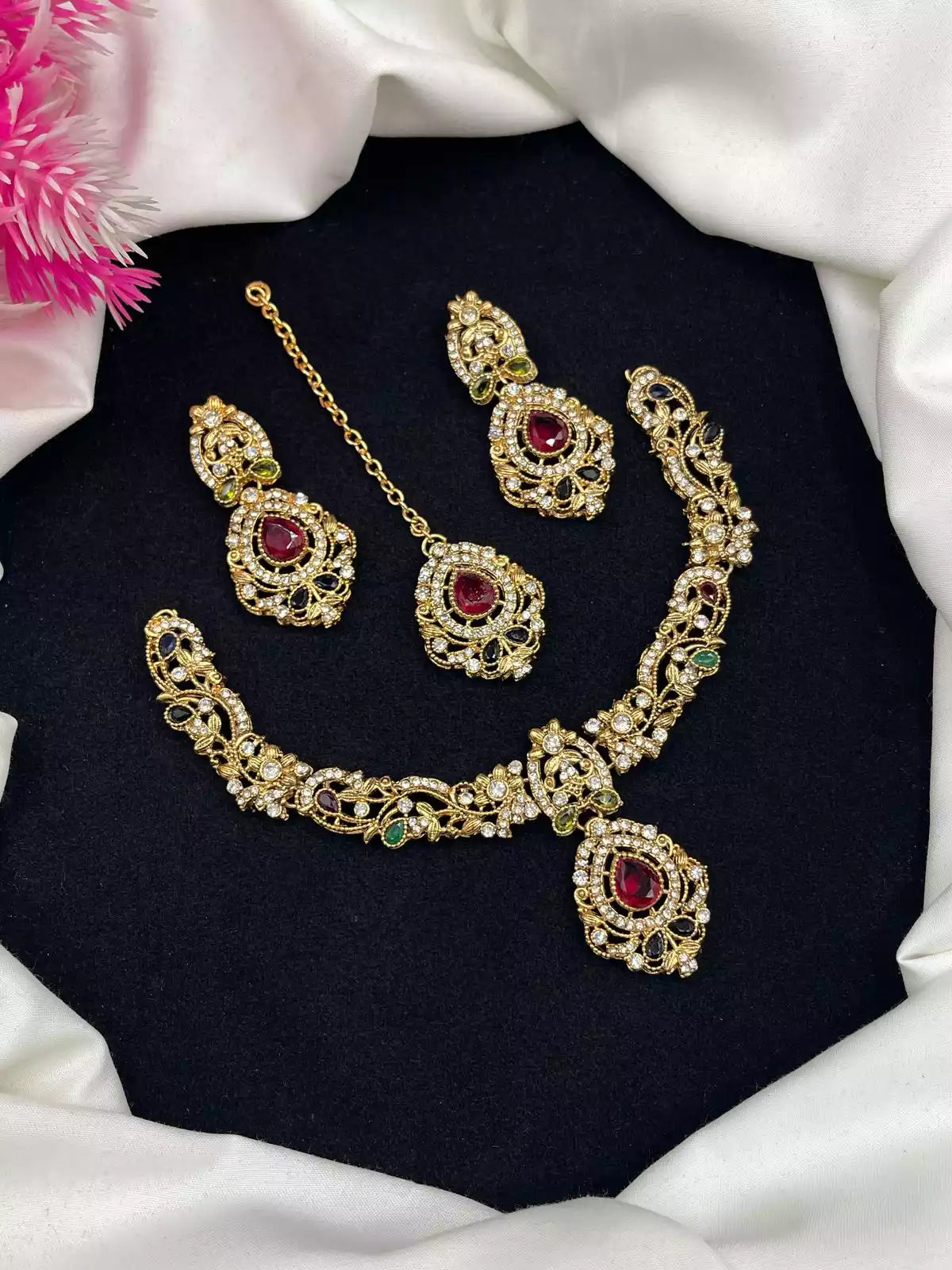 Zircon Necklace Set with Teeka