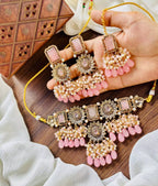 Doublet choker set