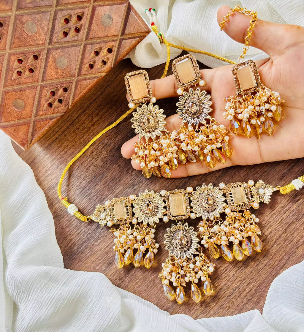 Doublet choker set