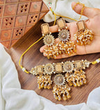 Doublet choker set