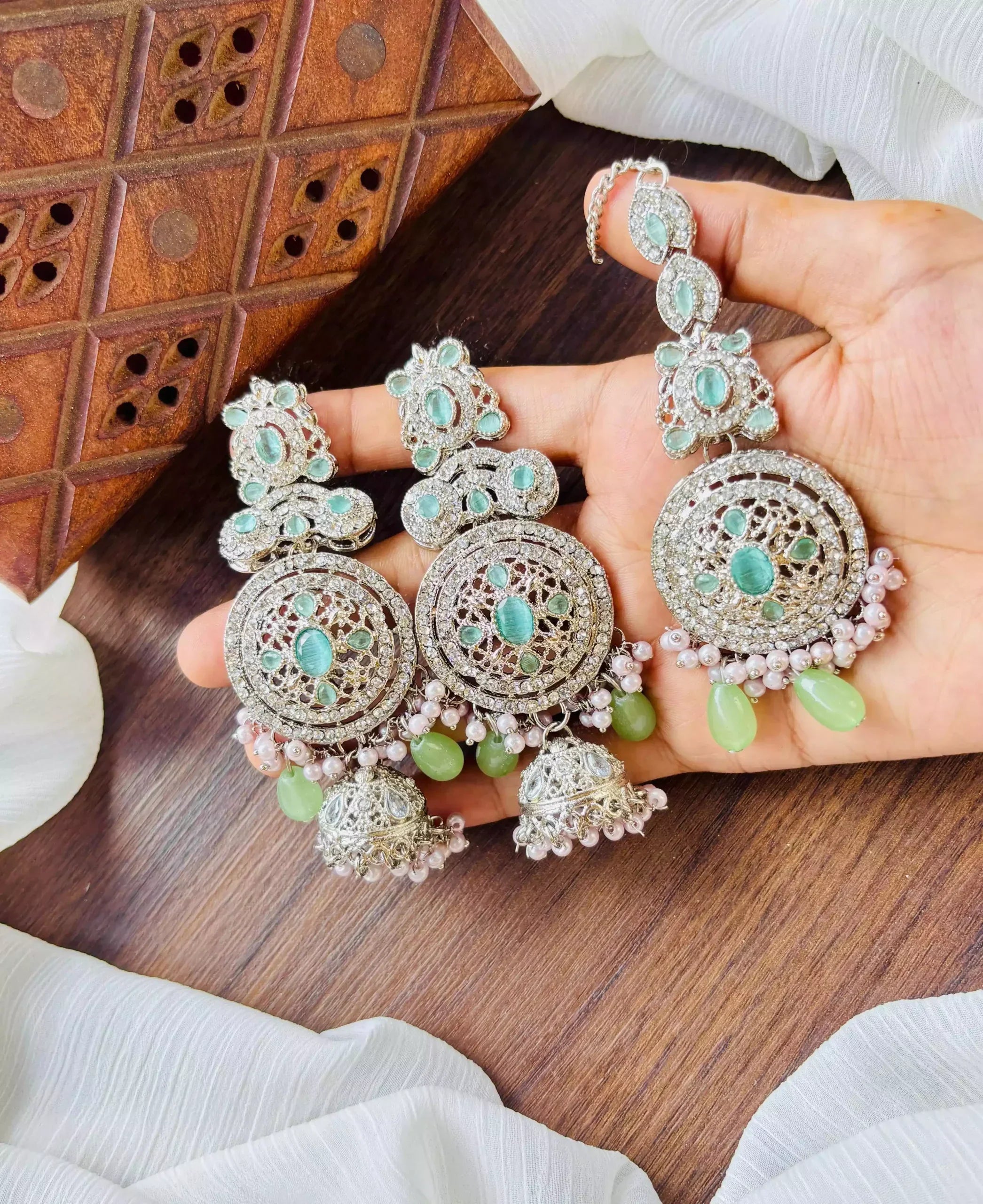 Long zircon earrings teeka