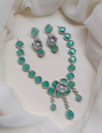 3D style necklace set