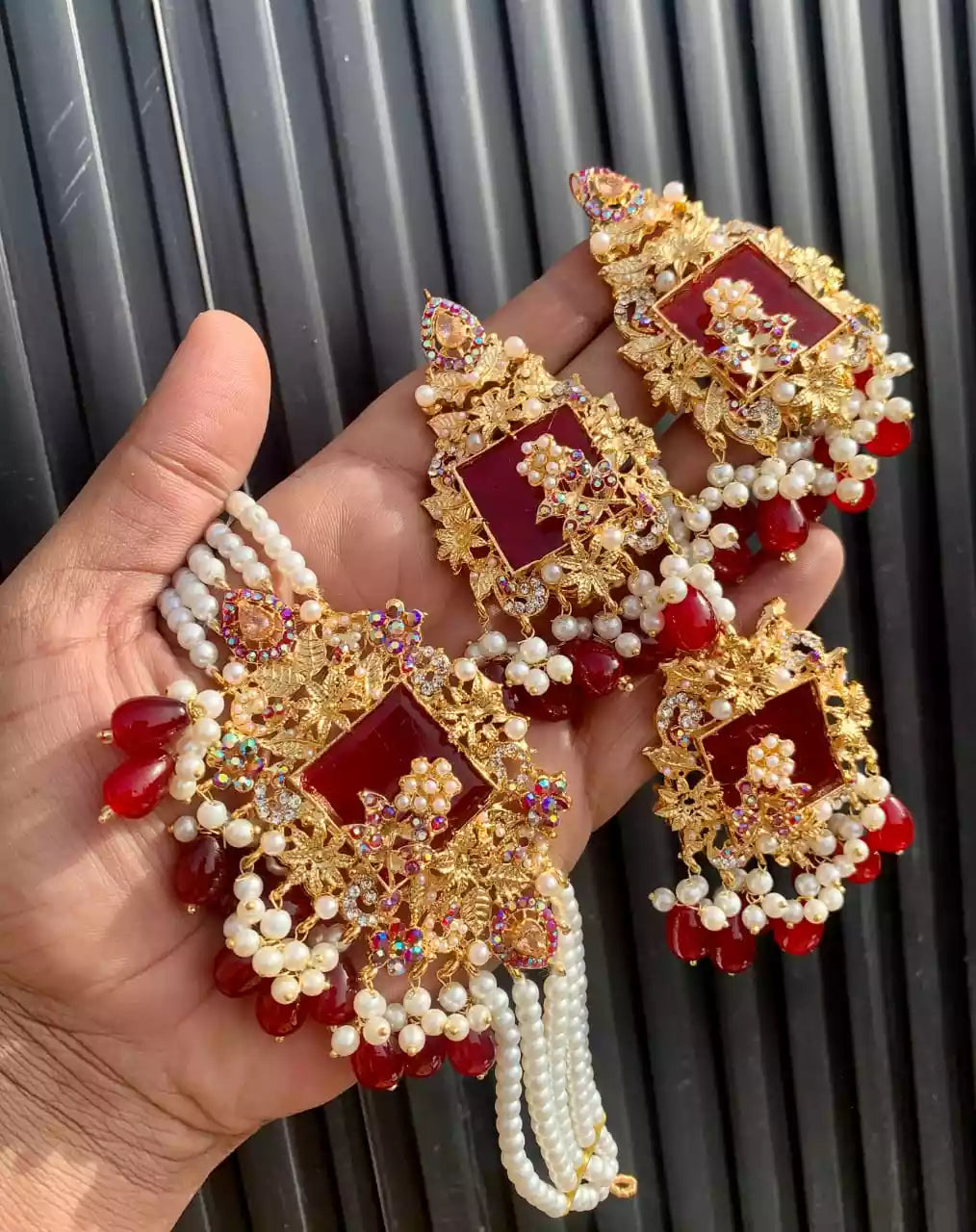Doublet choker set Secondary image