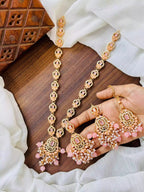 Zircon set with teeka