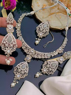 Gold plated necklace set