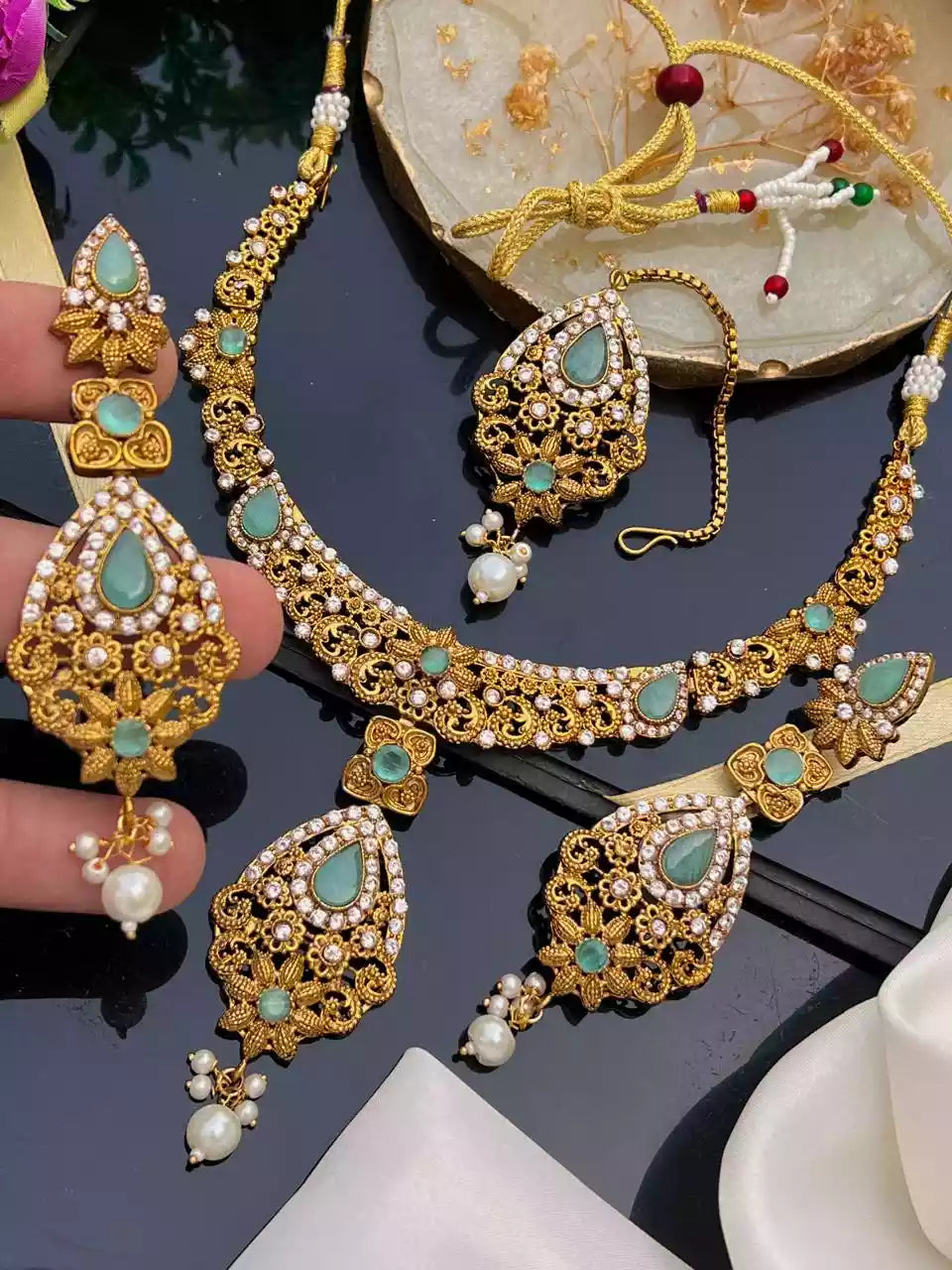 Gold plated necklace set
