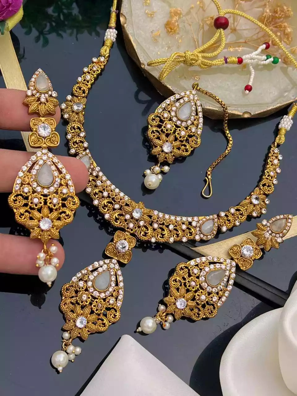 Gold plated necklace set