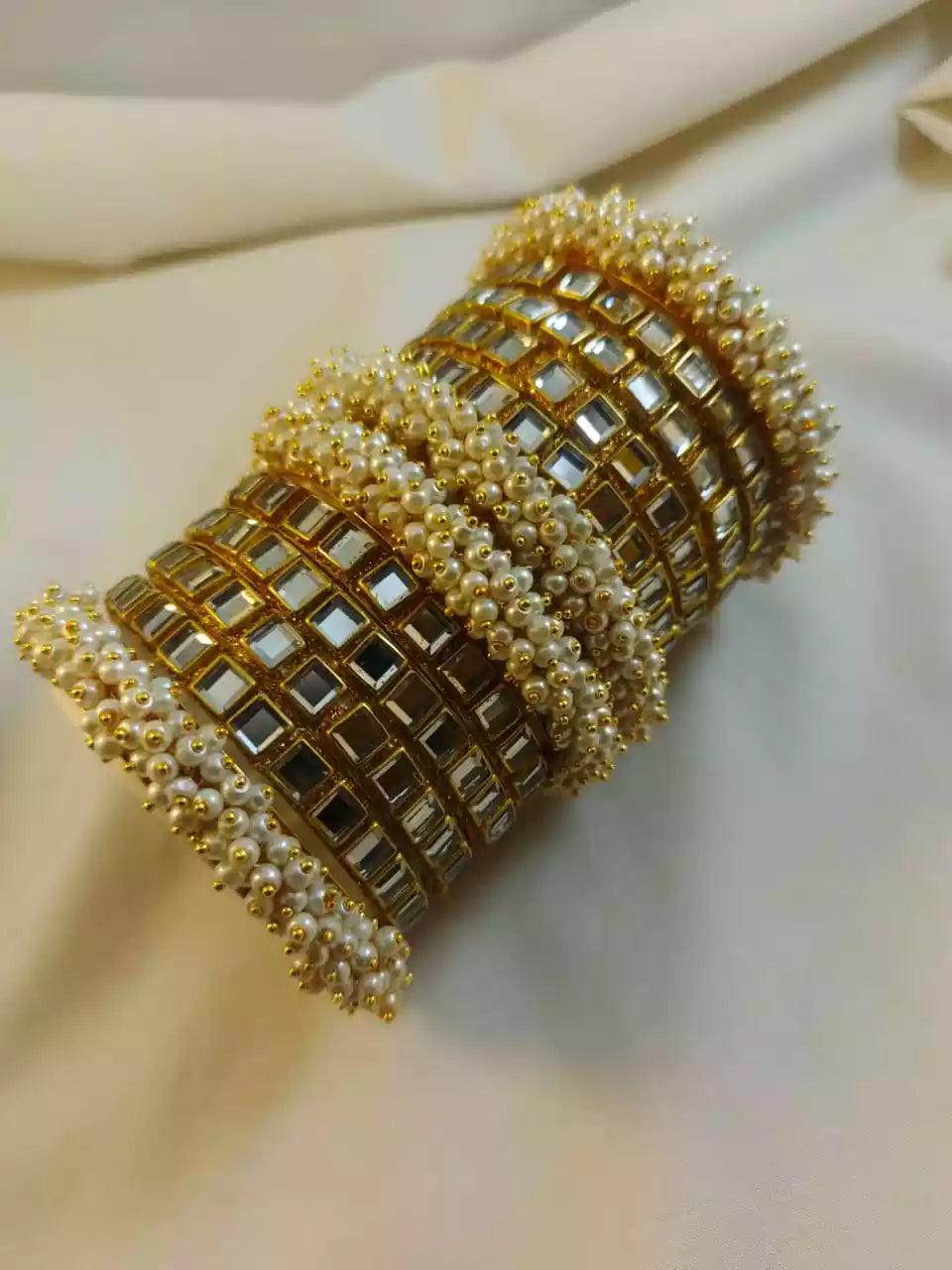 Kundan gajra bangles set Secondary image