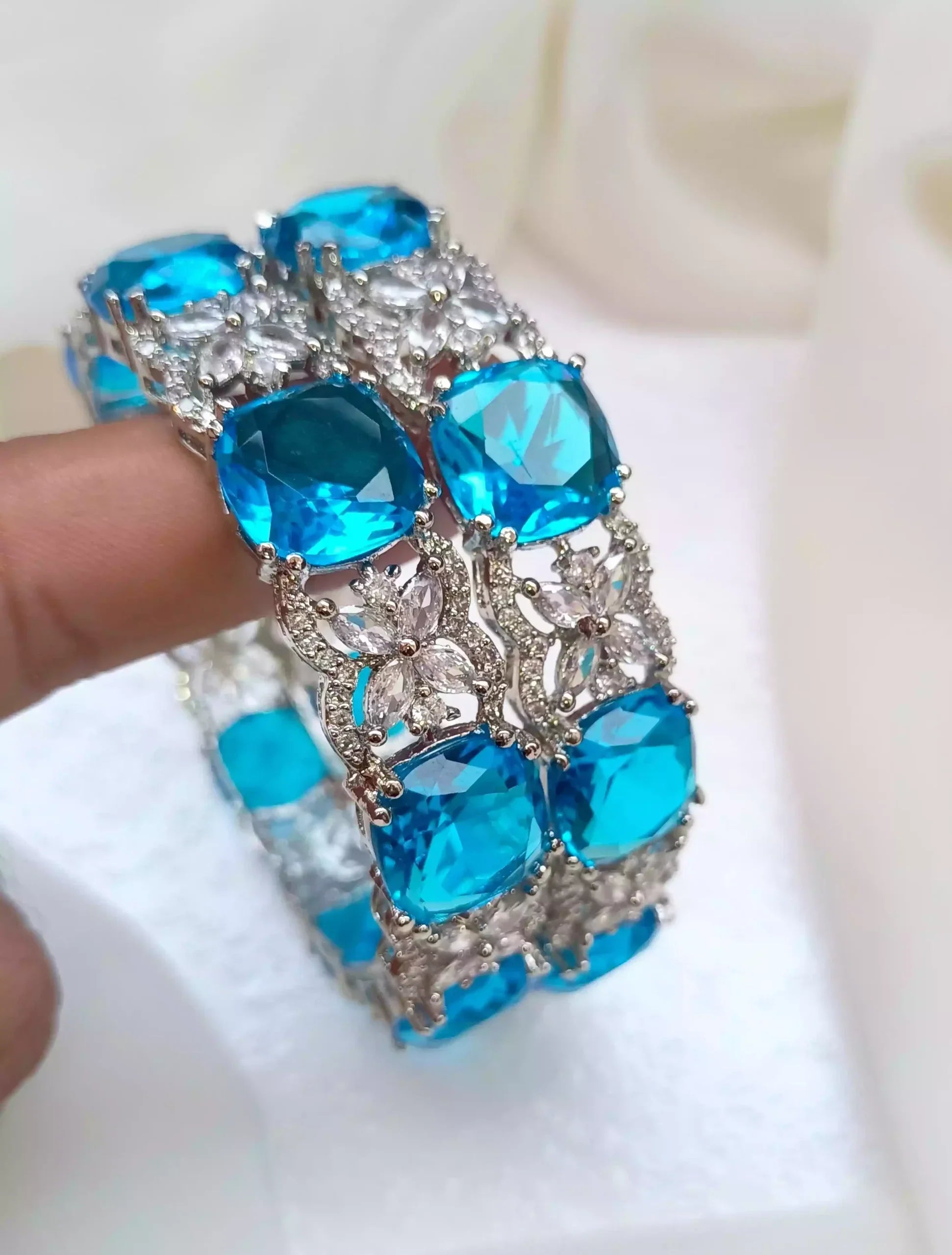 American diamond bangle set Secondary image