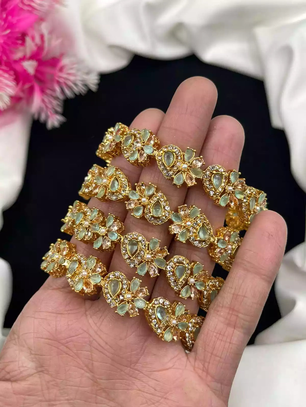 Zircon 4pcs bangles set
