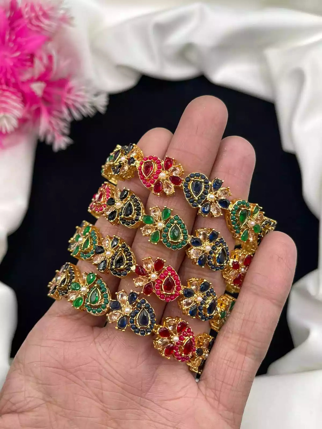 Zircon 4pcs bangles set