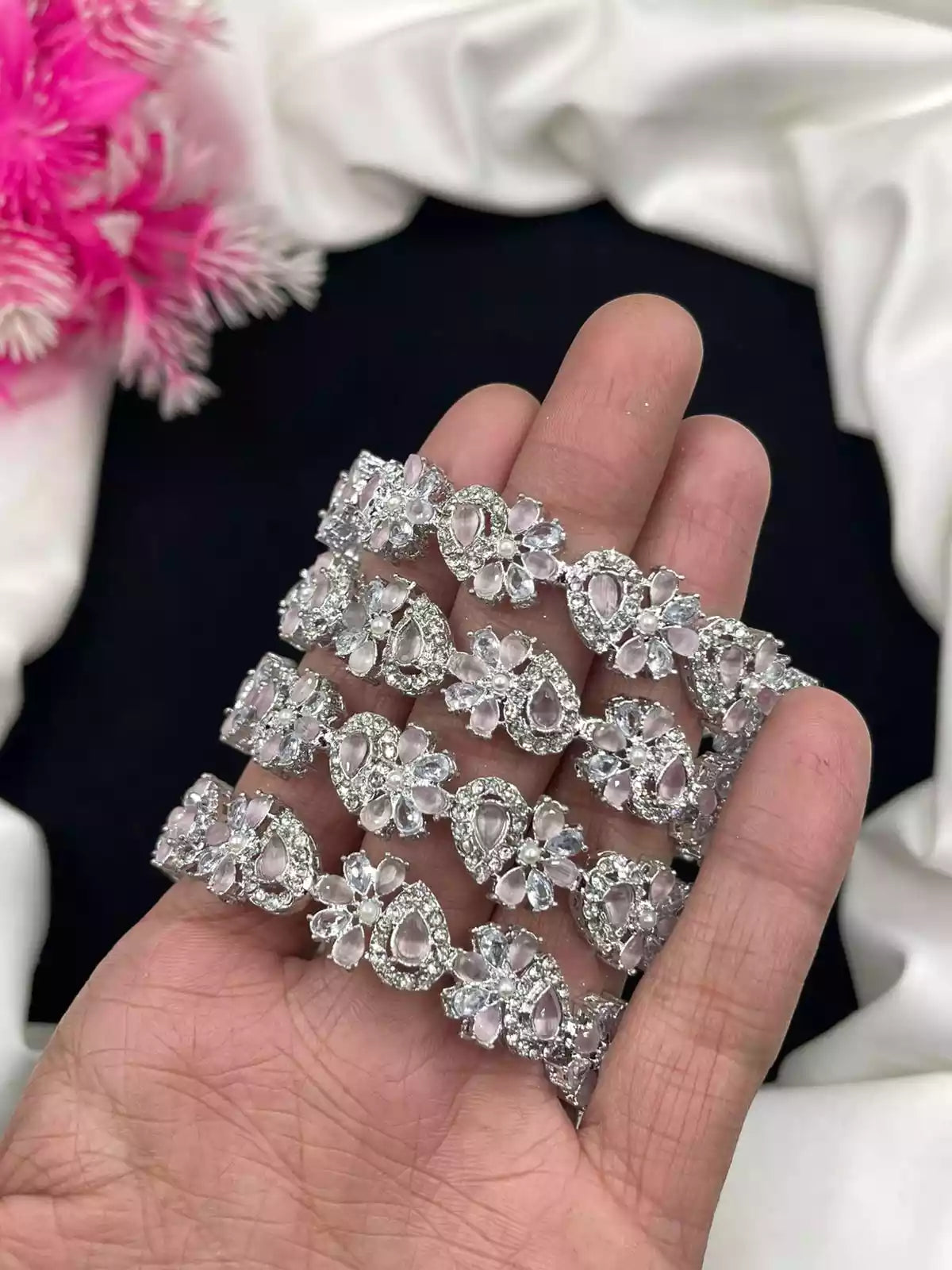 Zircon 4pcs bangles set