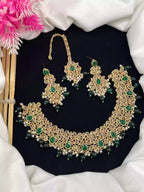 Reverse AD necklace set