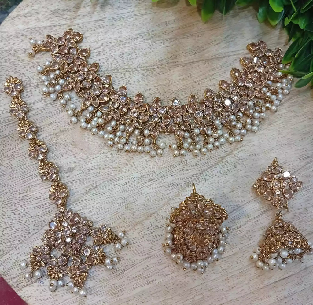 Reverse ad zircon set