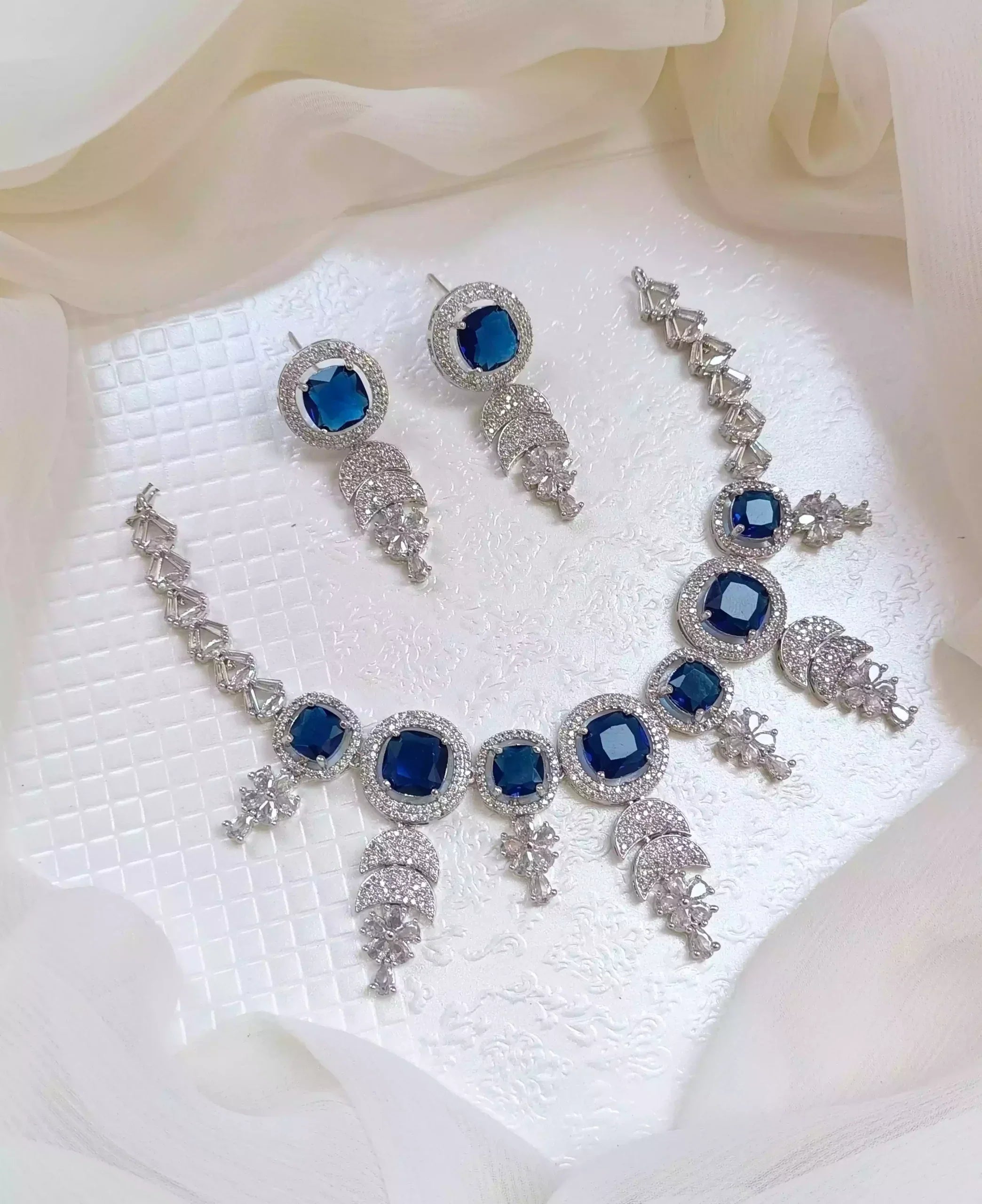 Micro zircon necklace set Main image