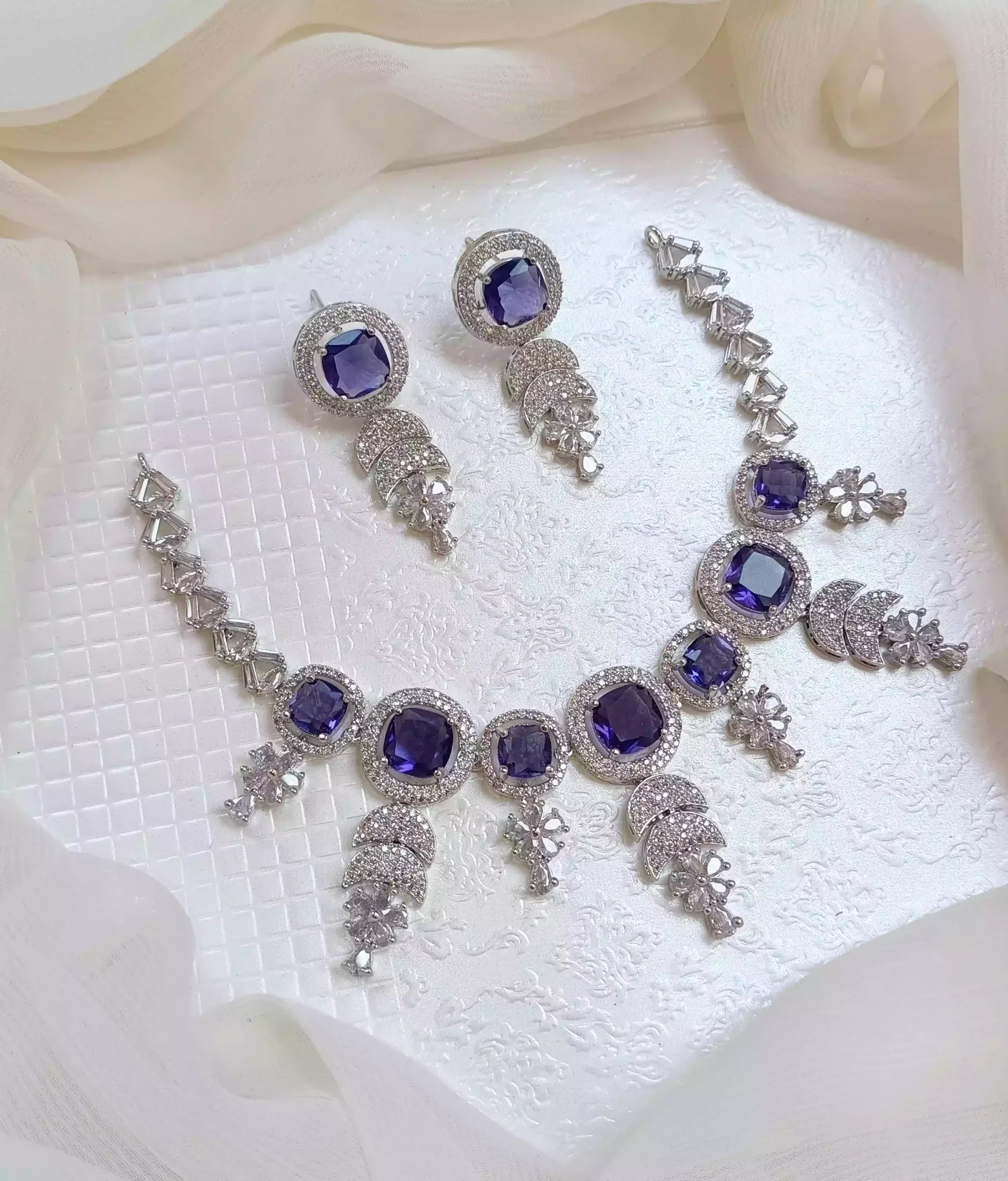 Micro zircon necklace set Secondary image