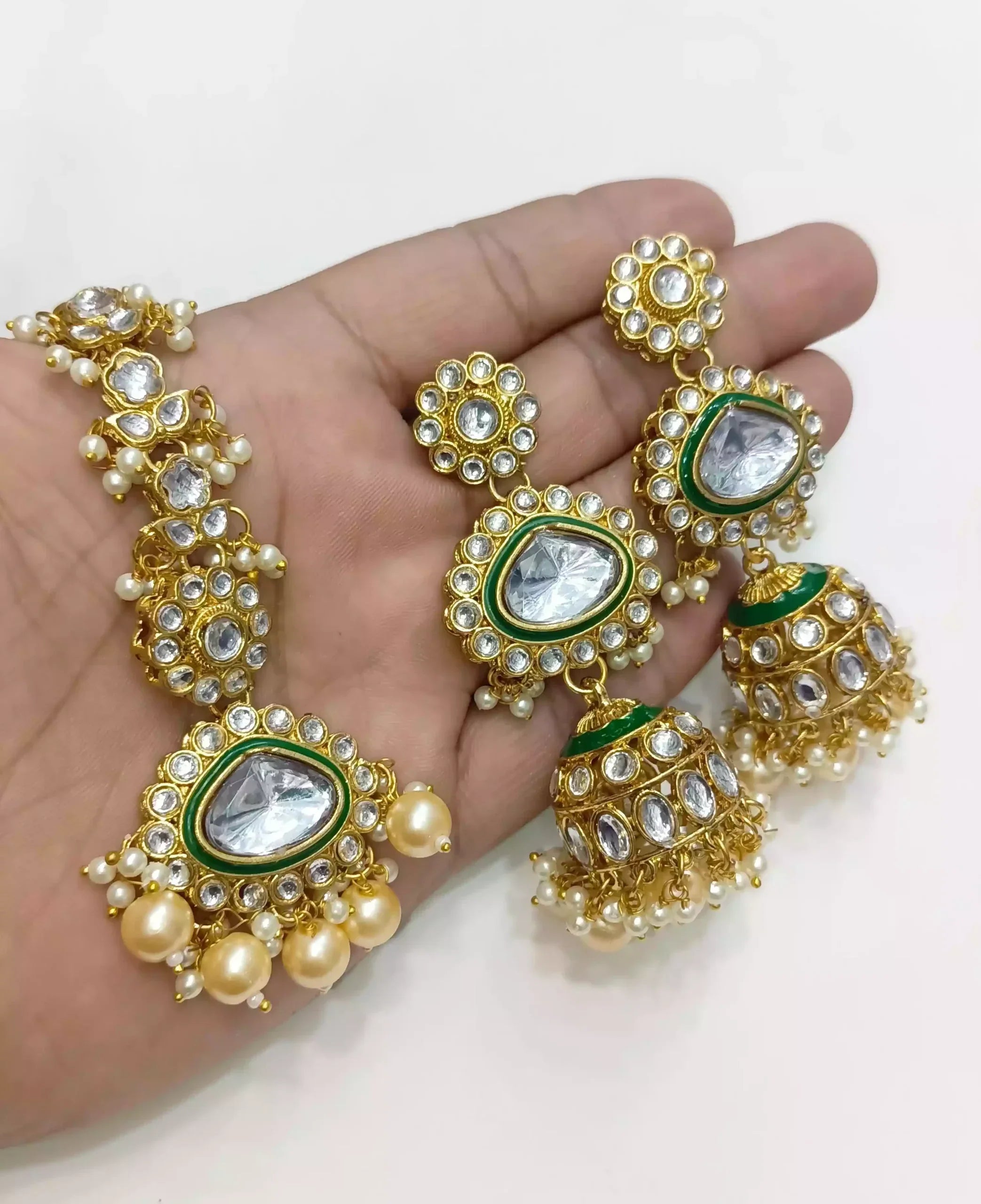 Kundan jhumki earrings with teeka
