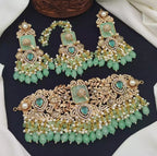 Handmade choker set with teeka
