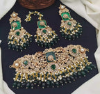 Handmade choker set with teeka