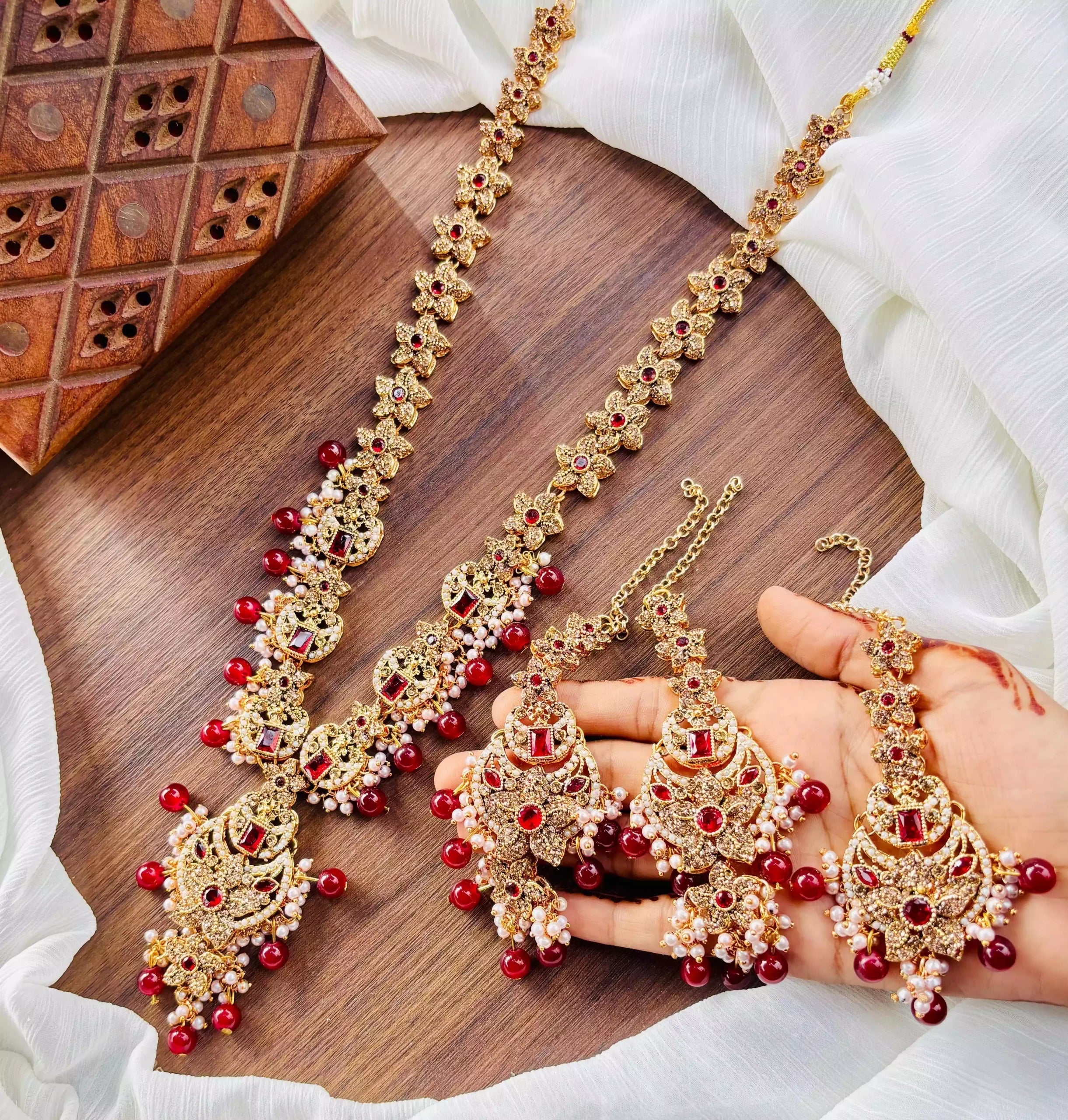 Zircon maala set with teeka