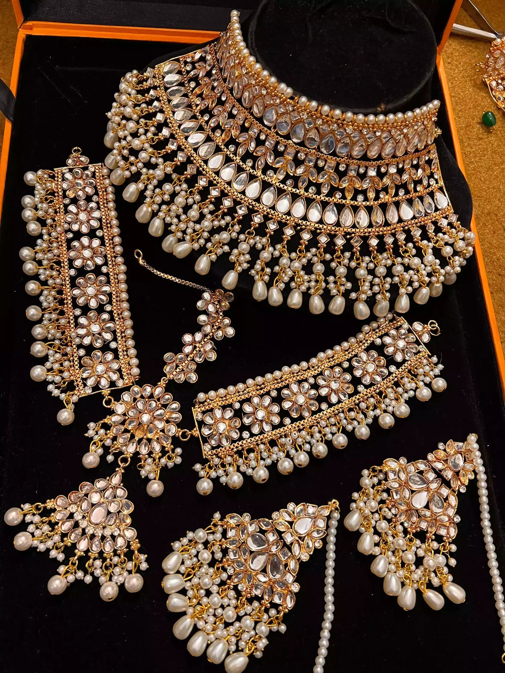 Kundan bridal set with matha patti