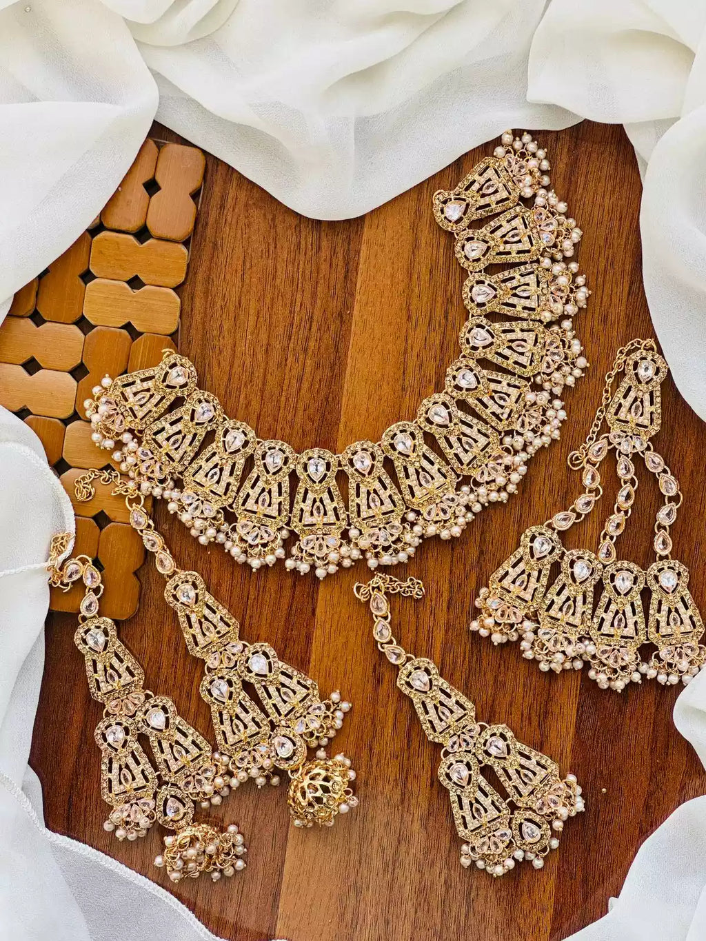Zircon bridal set