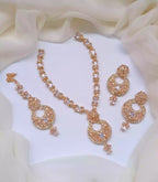 Zircon set with teeka